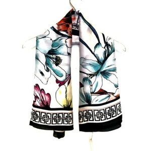 🎈Host Pick🎈NWT Large Square Chico's Floral Scarf & Geometric Border